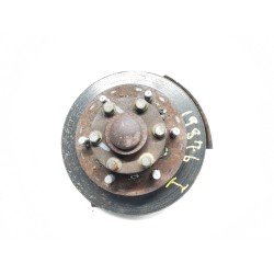 Left front hub assembly Mitsubishi Montero   (V3_W, V2_W, V4_W, V5_W) | Becerril Scrap Yard